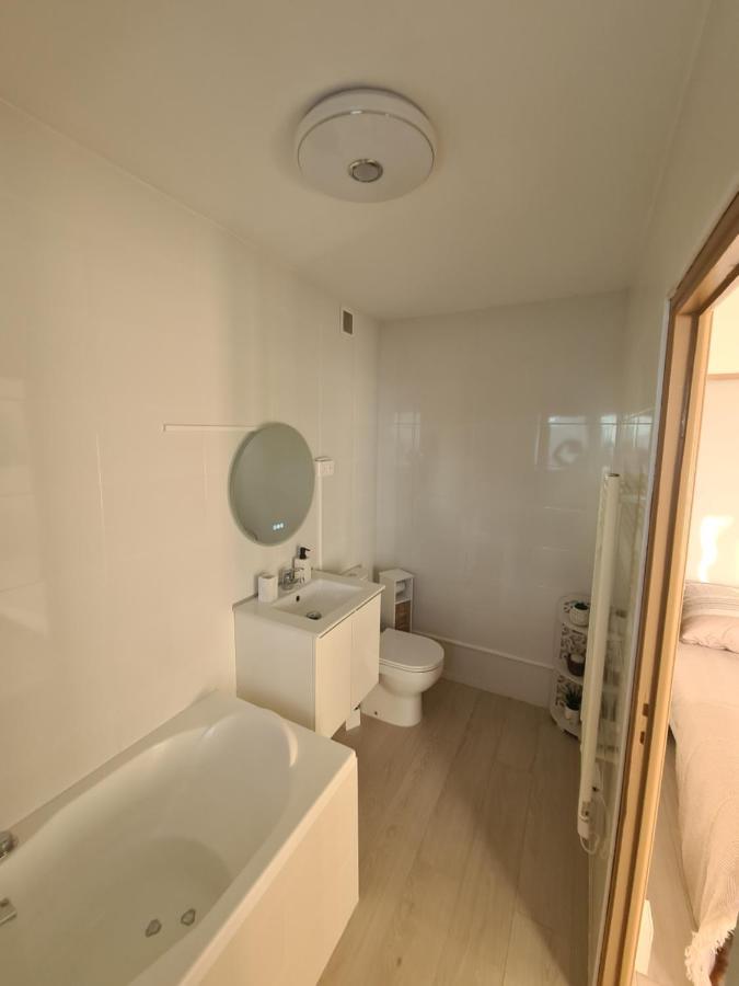 Appartement Lumineux Avec Vue Sur Mer A 50 M De La Plage Et Du Centre 라그랑모트 외부 사진